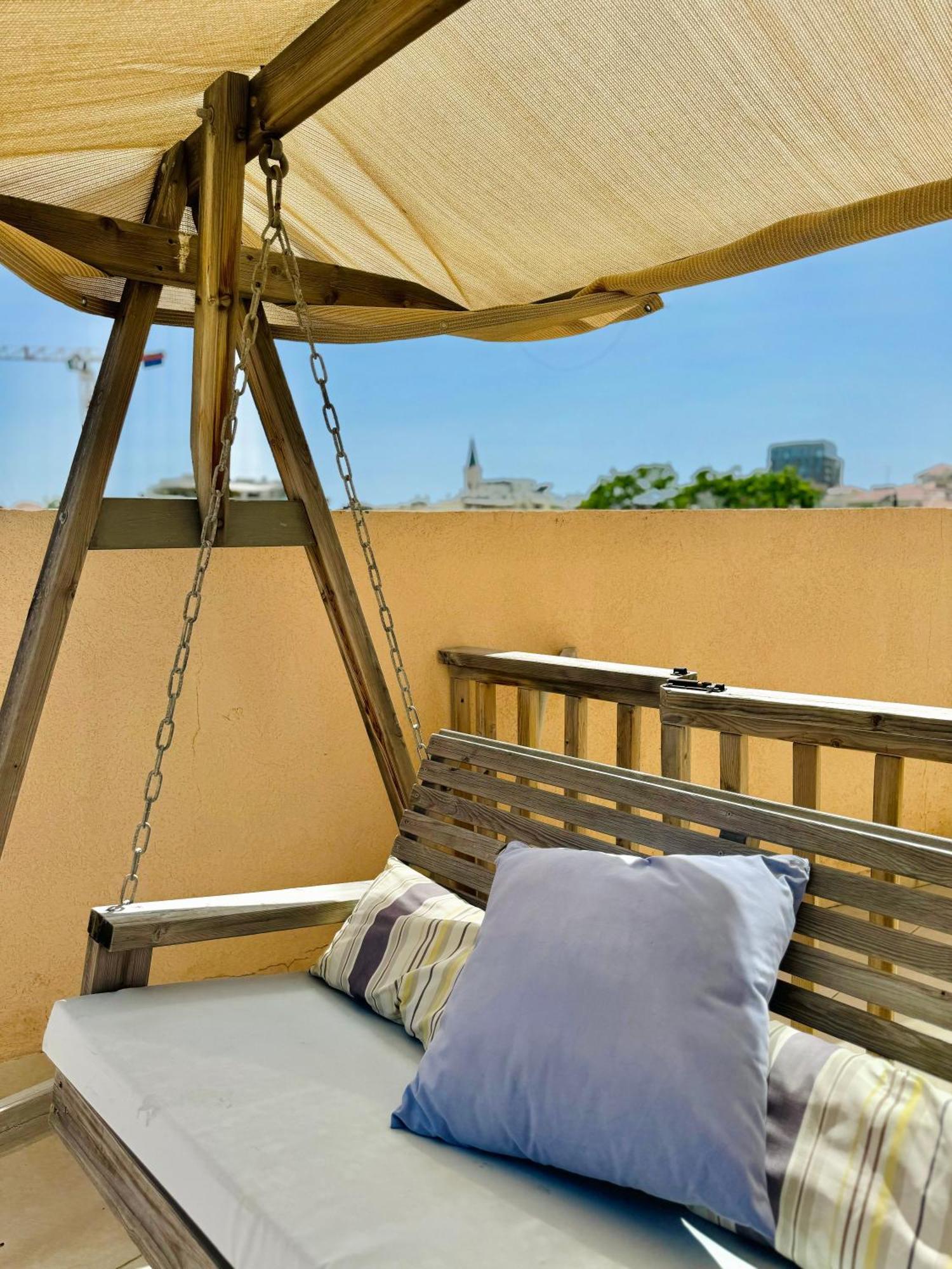 Old Jaffa's Penthouse Hostel Tel Aviv Exterior foto
